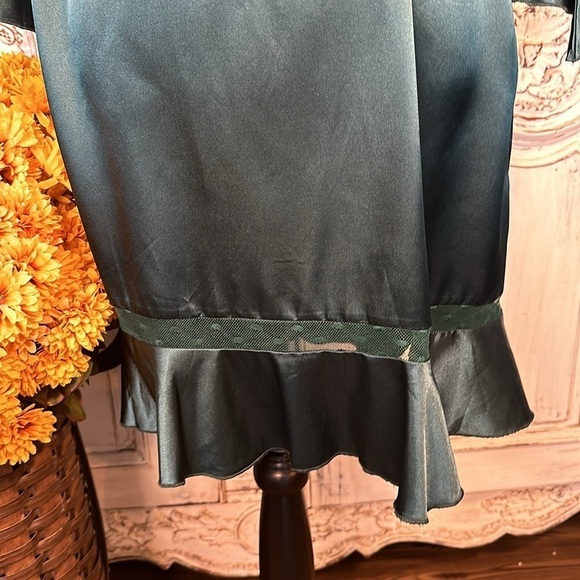 Ekouaer Satin Silky Feminine Deep Green Wrap Robe with Flutter Sleeves Size Med - Picture 8 of 10